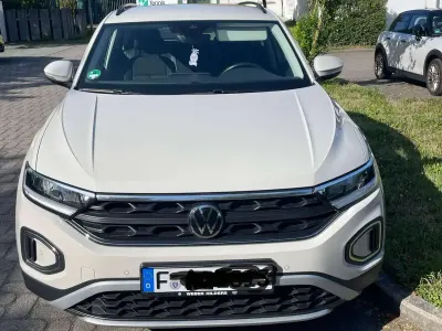 Gebraucht VW T-Roc Life 150 PS (110 kW) 2022 Grau SUV