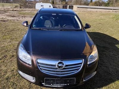 Gebraucht Opel Insignia Sport 160 PS (117 kW) 2011 Braun Kombi