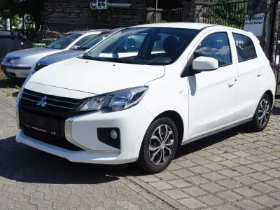 Gebraucht Mitsubishi Space Star Basis 71 PS (52 kW) 2021 Weiß Kleinwagen