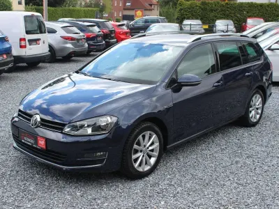 Gebraucht VW Golf VII LOUNGE 86 PS (63 kW) 2015 Night blue metallic Kombi