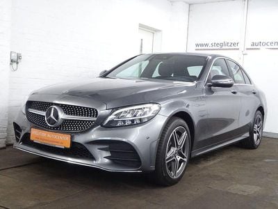 Gebraucht Mercedes C300 AMG line 245 PS (180 kW) 2019 Selenitgrau Limousine