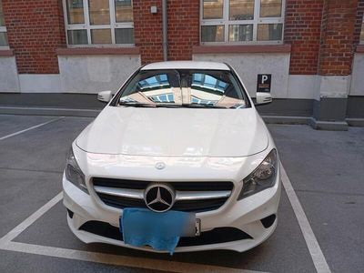 Mercedes CLA200