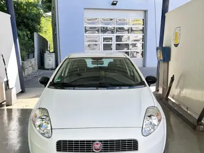 Gebraucht Fiat Punto 65 PS (47 kW) 2009 Weiß Kleinwagen