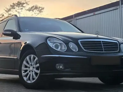 Używany Mercedes E280 Avantgarde 190 KM (139 kW) 2005 Czarny Kombi