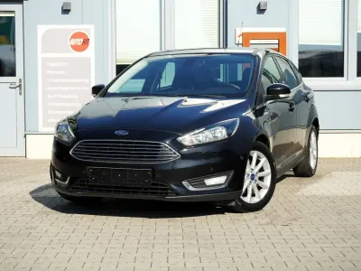Gebraucht Ford Focus Titanium 125 PS (91 kW) 2014 Schwarz Limousine
