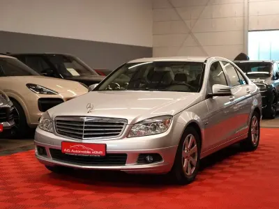 Gebraucht Mercedes C180 156 PS (114 kW) 2010 Silber Limousine