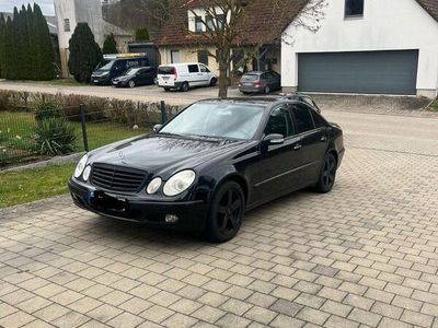 Mercedes E320