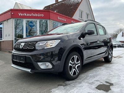 Braun Gebraucht 2018 Dacia Sandero Celebration Kleinwagen | 10.500 € (Fairer Preis)
