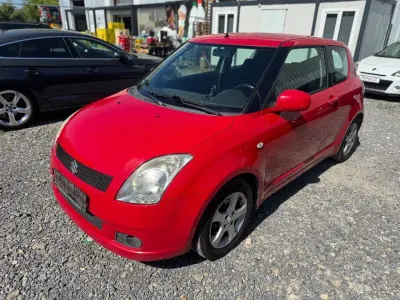 Usata Suzuki Swift Comfort 102 CV (75 kW) 2008 Rosso Utilitaria