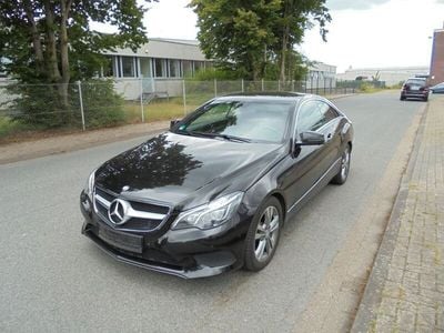 Gebraucht Mercedes E250 204 PS (150 kW) 2015 Schwarz