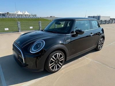 Gebraucht Mini Cooper 136 PS (100 kW) 2022 Schwarz Kleinwagen