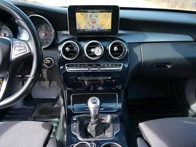 Usata Mercedes C220 170 CV (125 kW) 2016 Nero Station wagon