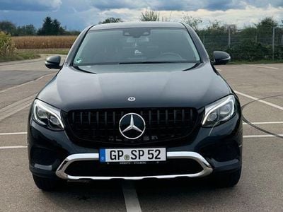 Używany Mercedes GLC250 204 KM (150 kW) 2018 Czarny Coupe