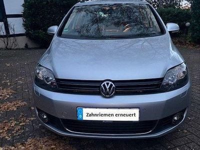 Second-hand VW Golf Plus Cross Life 105 CP (77 kW) 2013 Argintiu Monovolum
