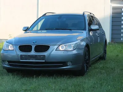 Gebraucht BMW 520 Sport Line 177 PS (130 kW) 2009 Grau Kombi