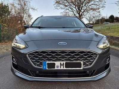 Grau Gebraucht 2020 Ford Focus Vignale Kombi | 20.000 € (Fairer Preis)