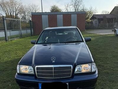 Mercedes C180