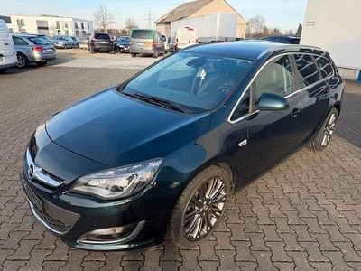 Gebraucht Opel Astra Exklusiv 170 PS (125 kW) 2014 Grün Kombi