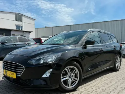 Używany Ford Focus Cool & Connect 150 KM (110 kW) 2019 Czarny Sedan/Limuzyna