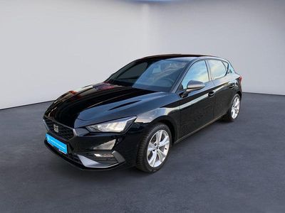 Mitternachtsschwarz Gebraucht 2025 Seat Leon FR Limousine | 27.990 € (Fairer Preis)