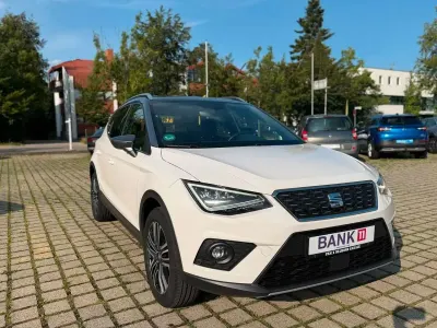 Gebraucht Seat Arona XCELLENCE 116 PS (85 kW) 2017 White candy SUV