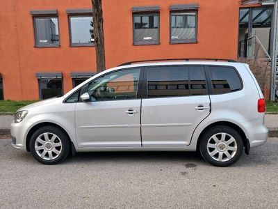 gebraucht VW Touran 1.4 Benzin 7-sitzer