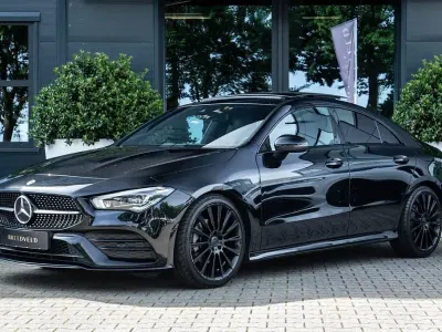 Gebraucht Mercedes CLA200 Premium Plus 163 PS (119 kW) 2021 Schwarz Limousine