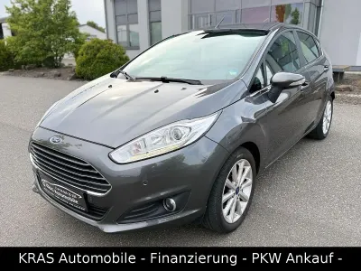 Gebraucht Ford Fiesta Titanium 101 PS (74 kW) 2017 Grau Kleinwagen