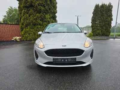 Gebraucht Ford Fiesta Trend 101 PS (74 kW) 2018 Silber Kleinwagen