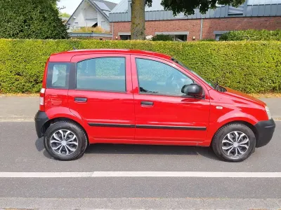 Gebraucht Fiat Panda 54 PS (39 kW) 2010 Rot Kleinwagen