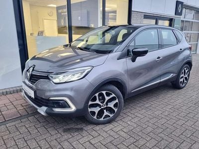 Gebraucht Renault Captur Intens 90 PS (66 kW) 2018 Stahlgrau black pearl (metallic) SUV