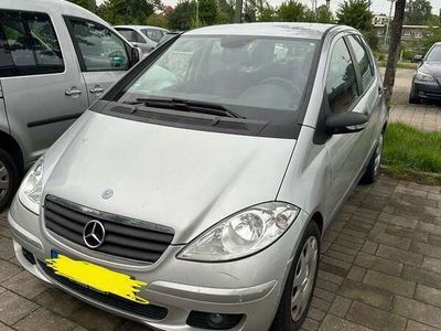 Mercedes A200