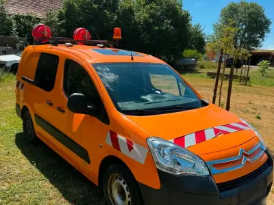 Gebraucht Citroën Berlingo 90 PS (66 kW) 2012 Orange Van / Kleinbus