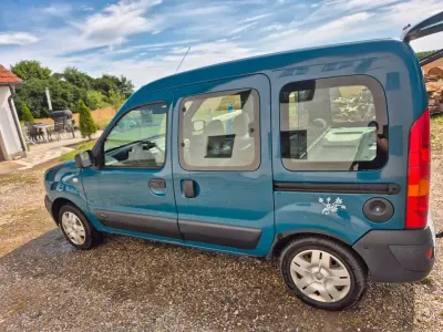 Gebraucht Renault Kangoo 75 PS (55 kW) 2006 Grün Van / Kleinbus