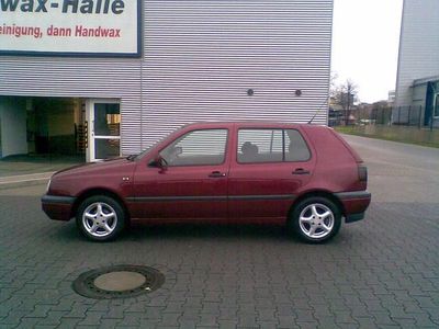 Gebraucht VW Golf III 90 PS (66 kW) 1995 Rot metallic Limousine