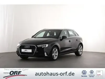 Gebraucht Audi A3 Sport 116 PS (85 kW) 2020 Andere Limousine