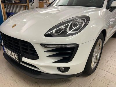Weiß Gebraucht 2016 Porsche Macan S SUV | 52.900 €