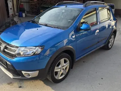 Gebraucht Dacia Sandero Prestige 90 PS (66 kW) 2013 Blau Limousine