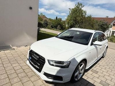 Używany Audi A4 S-Line 150 KM (110 kW) 2015 Biały Kombi