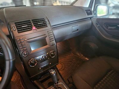Mercedes A180