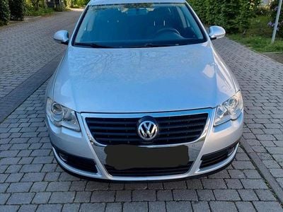 Usata VW Passat 140 CV (102 kW) 2008 Grigio Station wagon