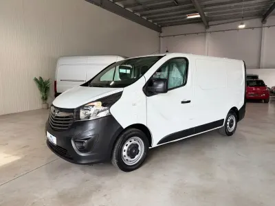 Gebraucht Opel Vivaro-e Combi 120 PS (88 kW) 2019 Weiß Van / Kleinbus