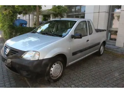 Gebraucht Dacia Logan Ambiance 88 PS (64 kW) 2012 Platingrau (metallic) SUV