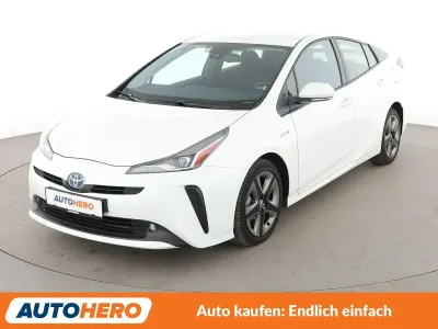 Gebraucht Toyota Prius Comfort 122 PS (89 kW) 2020 Weiß Kleinwagen
