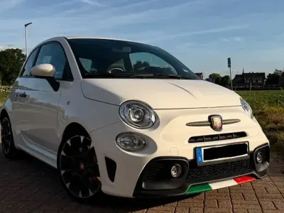Gebraucht Abarth 595 Competizione 179 PS (131 kW) 2017 Weiß Kleinwagen