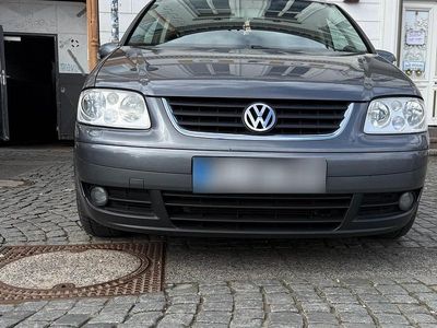 Gebraucht VW Touran 140 PS (102 kW) 2006 Grau Van / Kleinbus