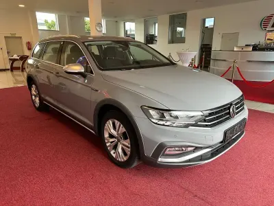 Gebraucht VW Passat Alltrack 200 PS (147 kW) 2023 Grau Kombi