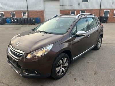 Braun Gebraucht 2014 Peugeot 2008 Allure SUV | 3.900 € (Fairer Preis)