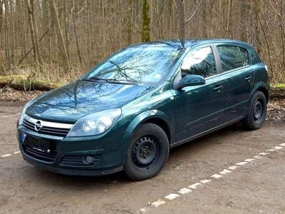 Gebraucht Opel Astra 101 PS (74 kW) 2004 Grün Limousine