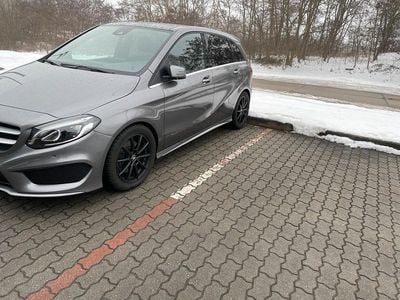 Second-hand Mercedes 250 AMG line 211 CP (155 kW) 2016 Gri SUV